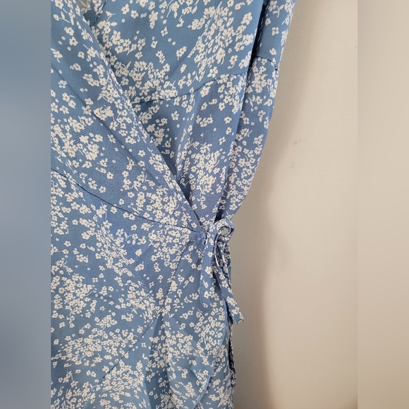 Romwe Fit & Flare Frilled Wrap Dress - Picture 3 of 5